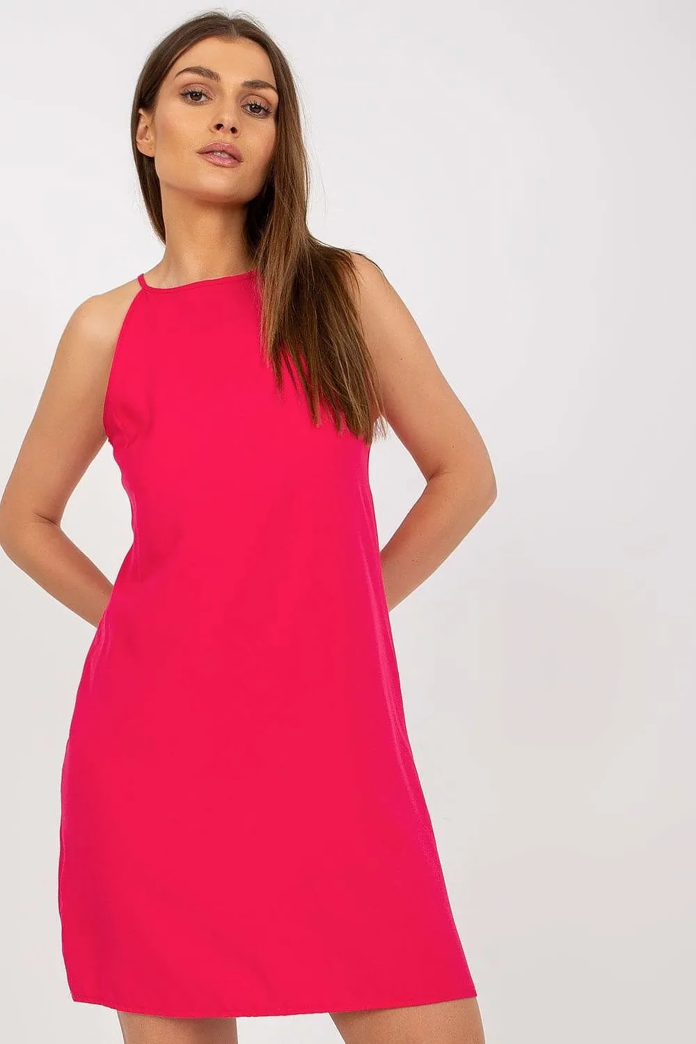 Chic Sleeveless Day Dress Inspired by Parisian Fashion