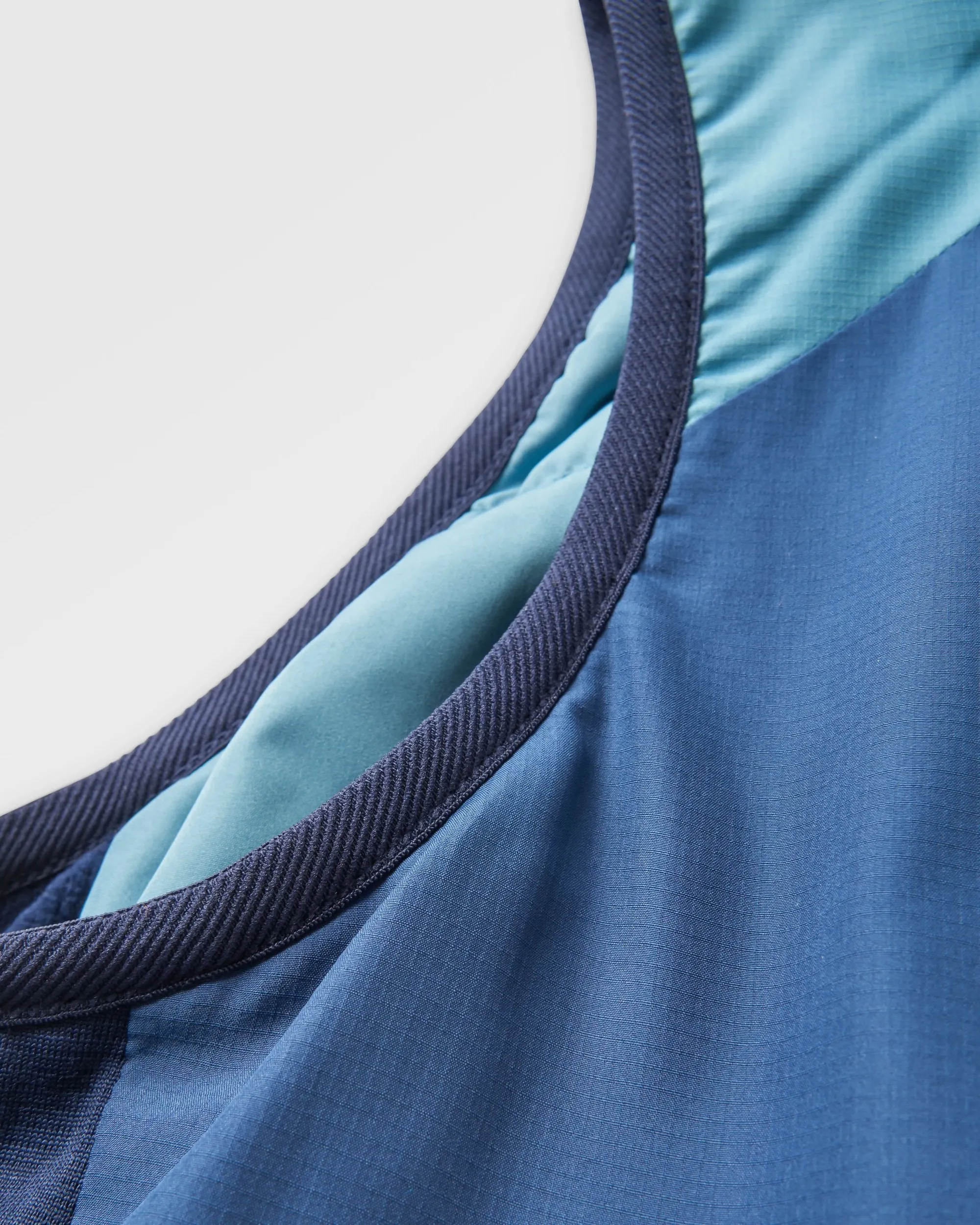 Shasta Lightweight Recycled Thermore® Insulated Vest - Rich Navy/Dark Denim/Arctic